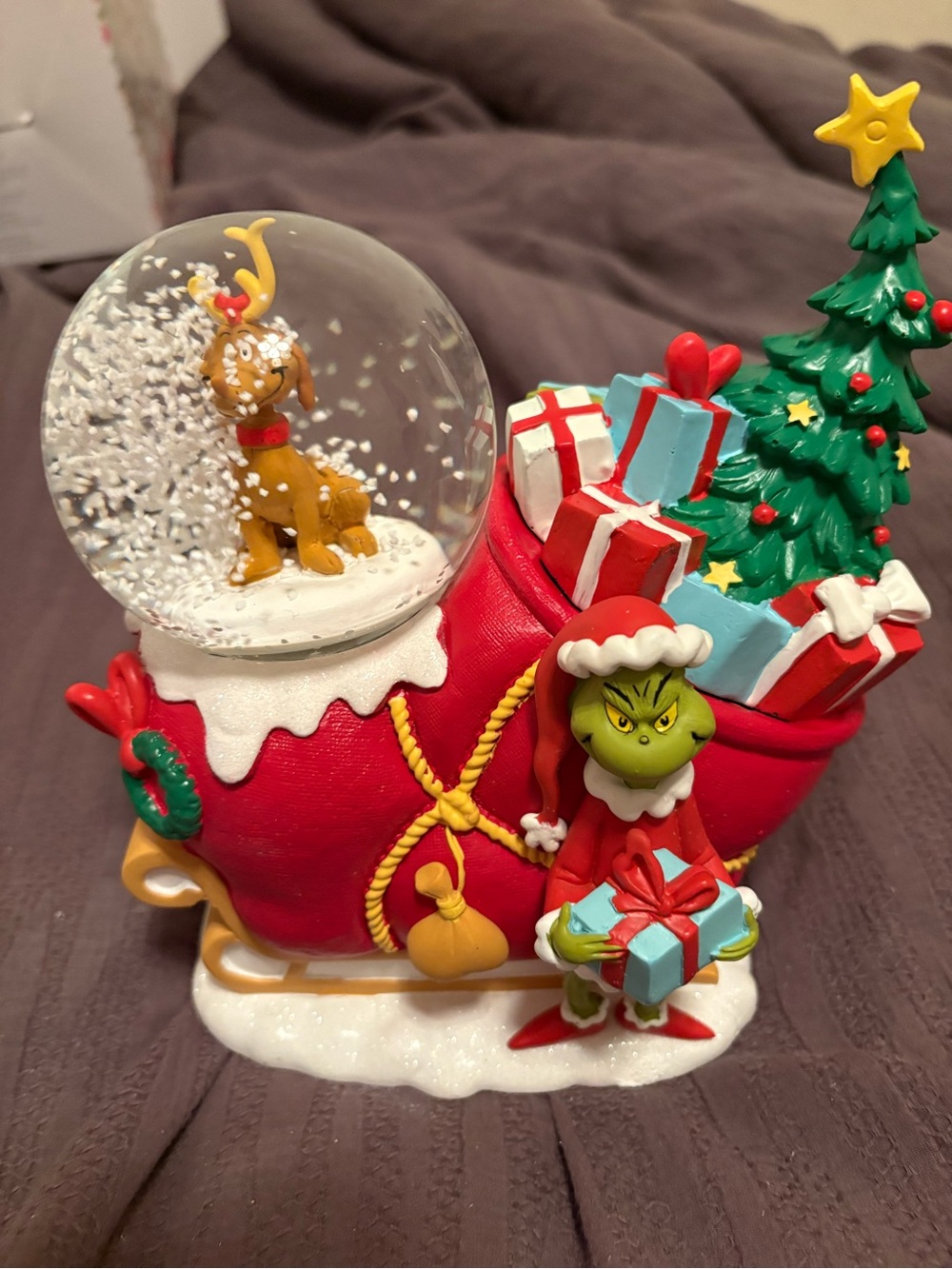 Hallmark 2025 Collectible Grinch Snow Globe Christmas Max With Sound Sleigh